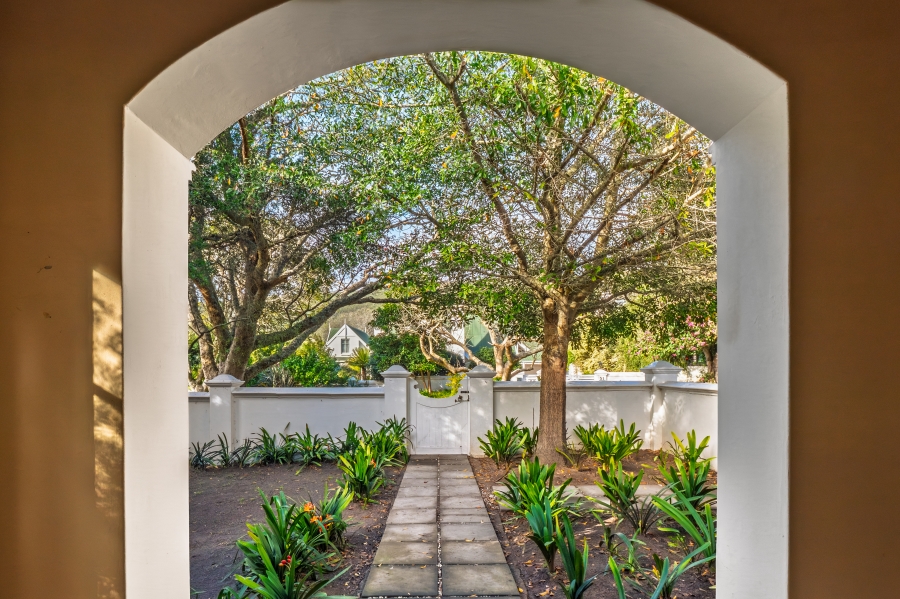 4 Bedroom Property for Sale in Belvidere Estate Western Cape
